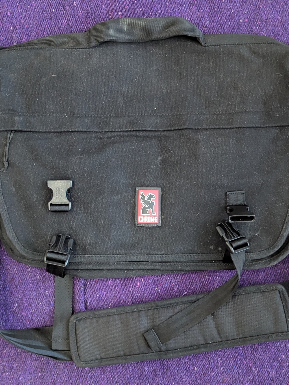 Chrome Classic Black Canvas Messenger Bag - Durable Everyday Carry